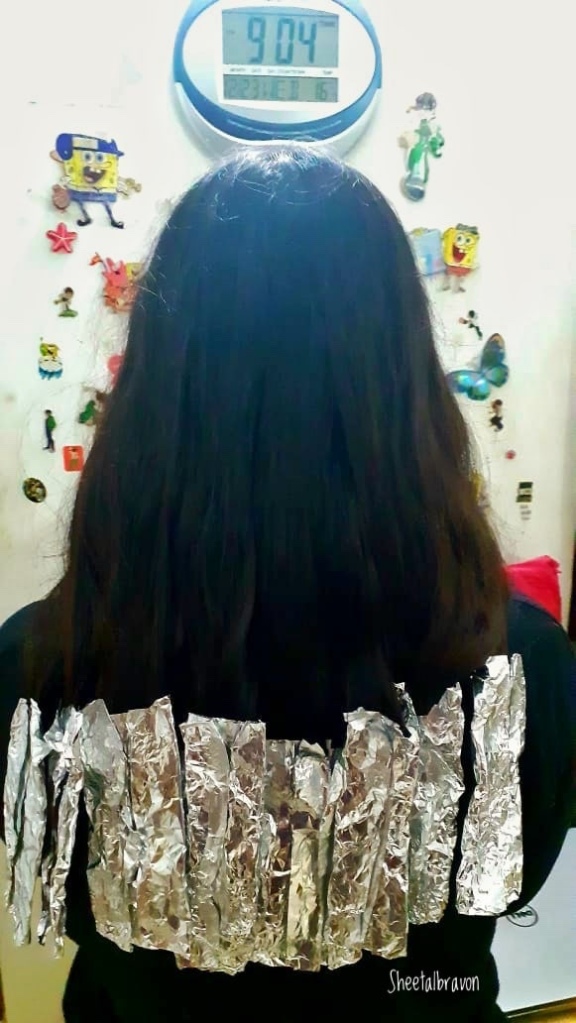 DIY-Hair with silver foil for applying hair high light to lighten hair 